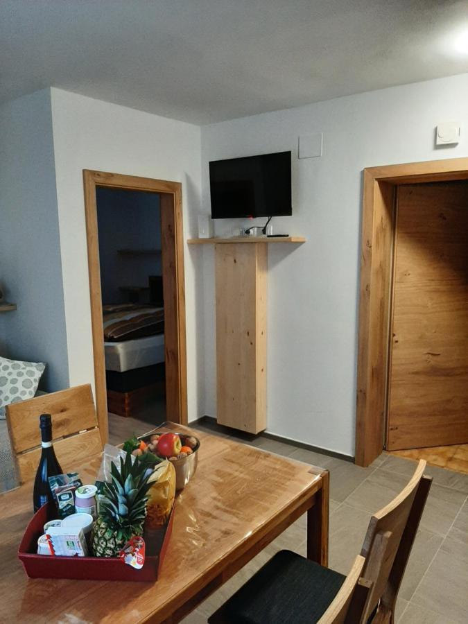 Apartment Anna Racines Exterior foto