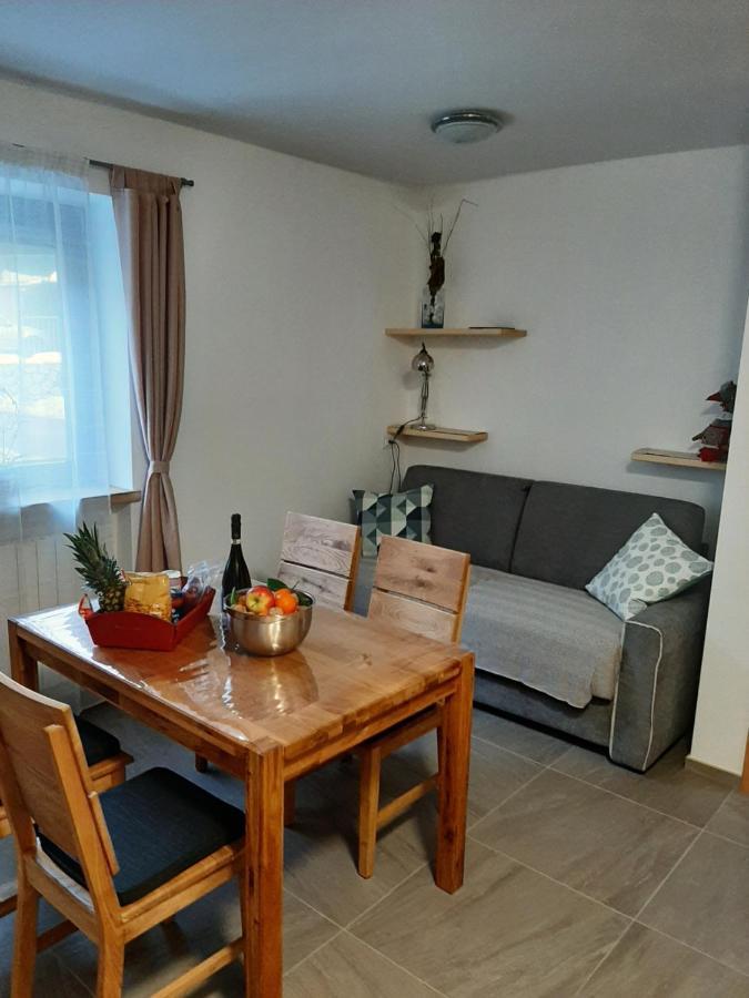 Apartment Anna Racines Exterior foto
